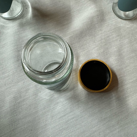 Set of 6 Glass Spice Jars Bamboo Lids - Picture 3 of 5
